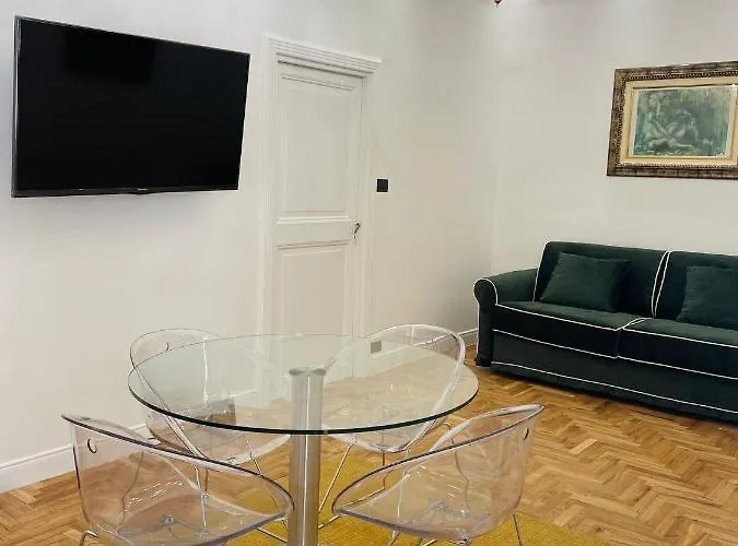 Central Suite *